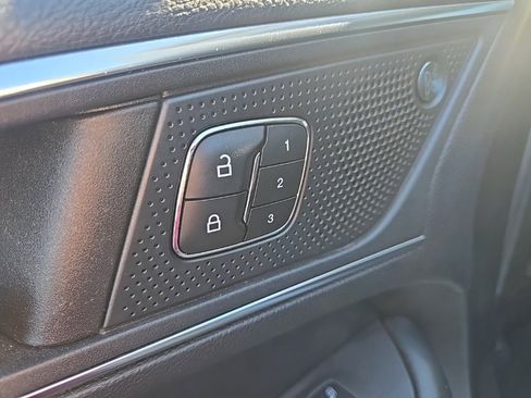 Used 2022 Ford Edge Titanium w/ Equipment Group 301A image 34