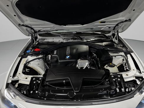 Used 2017 BMW 320i Sedan image 28