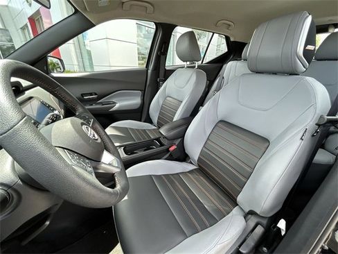 Used 2024 Nissan Kicks SR w/ SR Premium Package image 15