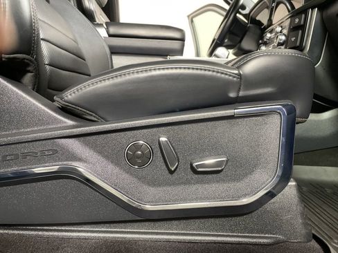 Used 2024 Ford F150 Platinum image 26