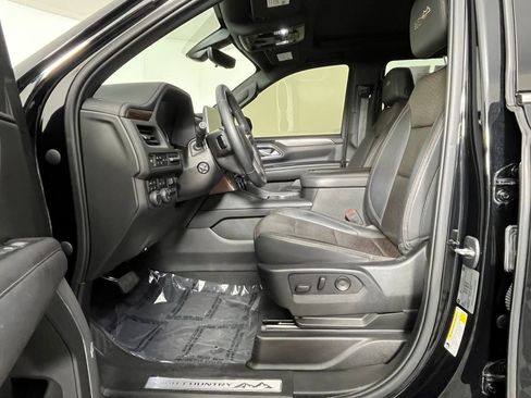 Used 2021 Chevrolet Tahoe High Country w/ Premium Package image 11