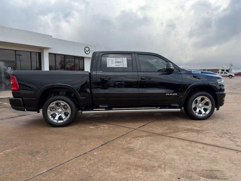 New 2026 RAM 1500 4x4 Crew Cab image 22