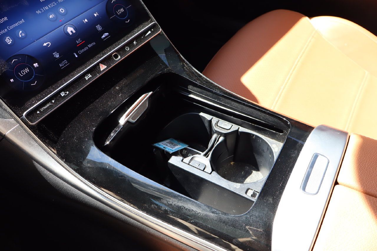 Used 2024 Mercedes-Benz C 300 4MATIC Sedan image 26
