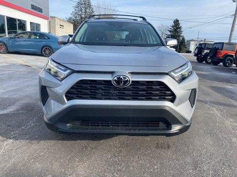 New 2025 Toyota RAV4 XLE image 7