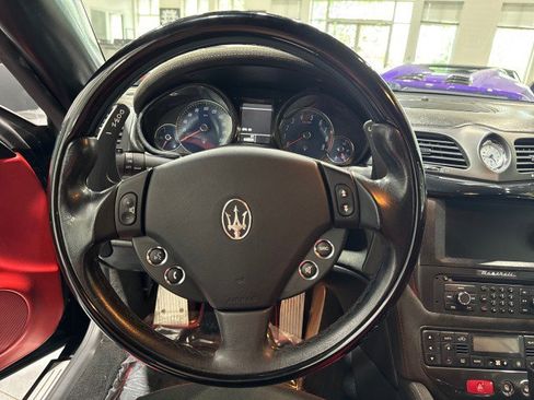 Used 2014 Maserati GranTurismo Sport image 22