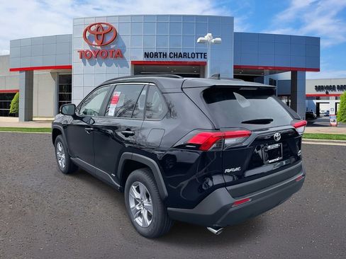 New 2025 Toyota RAV4 XLE image 8