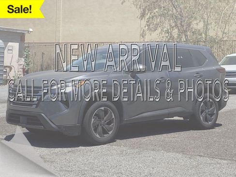 Certified 2024 Nissan Rogue SV FWD image 1