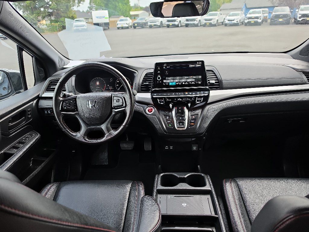 Used 2025 Honda Odyssey Sport-L image 22