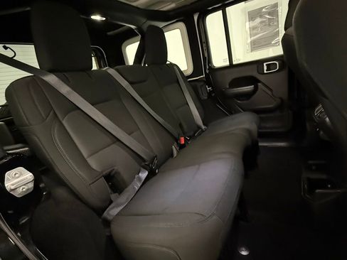 Used 2021 Jeep Wrangler Unlimited Sport w/ Technology Group image 19