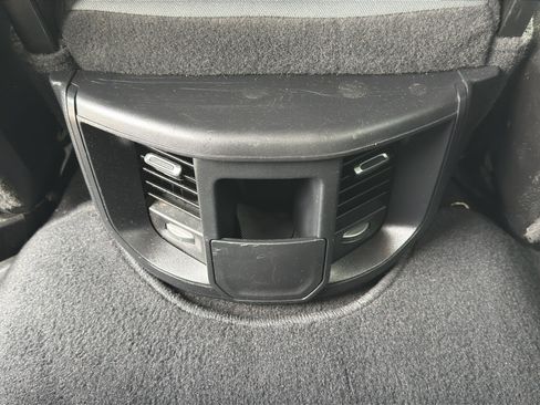 Used 2024 RAM 2500 Big Horn AWD/4WD image 28