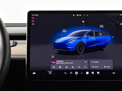 Used 2023 Tesla Model Y Performance image 28