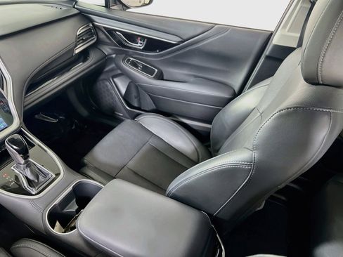Used 2023 Subaru Outback Limited image 24