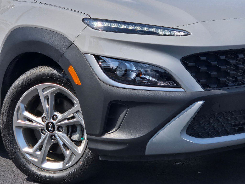 Used 2023 Hyundai Kona SEL w/ Cargo Package AWD/4WD image 3