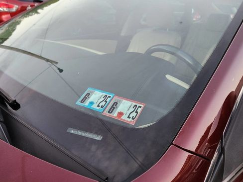 Used 2013 Toyota Avalon XLE Touring image 22