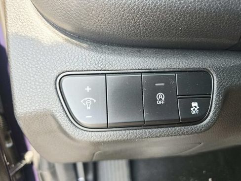 Used 2024 Kia Seltos S AWD/4WD image 30