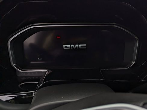 New 2026 GMC Sierra 1500 Elevation image 2
