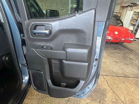 Used 2019 Chevrolet Silverado 1500 W/T w/ WT Safety Package AWD/4WD image 16