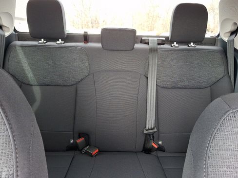 New 2026 Ford Maverick XL image 18