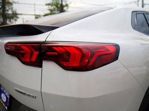 Used 2026 BMW X2 xDrive28i AWD/4WD image 9