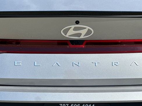 New 2026 Hyundai Elantra Sport image 9