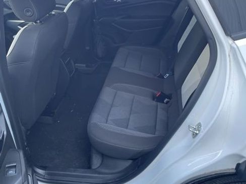 Used 2025 Chevrolet Trax LS w/ LS Convenience Package image 6