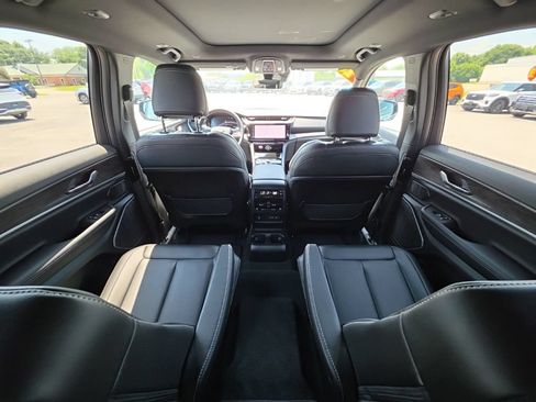 Certified 2026 Jeep Grand Cherokee L Limited w/ Limited Altitude Package AWD/4WD image 21