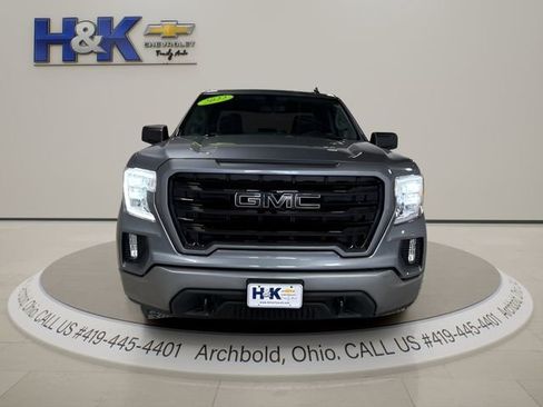 Used 2022 GMC Sierra 1500 Elevation w/ LPO, Elevation Black Package image 3