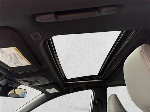 New 2026 Toyota Camry SE FWD image 19