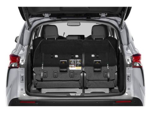 Used 2021 Toyota Sienna XLE w/ XLE Plus Package FWD image 14