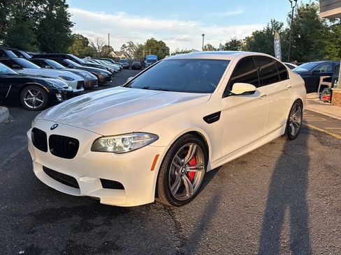 Used 2014 BMW M5 RWD image 50