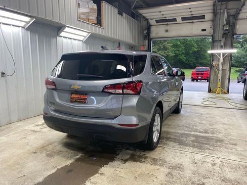 Used 2024 Chevrolet Equinox LS w/ LS Convenience Package AWD/4WD image 7