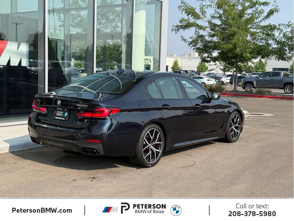 Used 2023 BMW M550i xDrive w/ Dynamic Handling Package AWD/4WD image 5