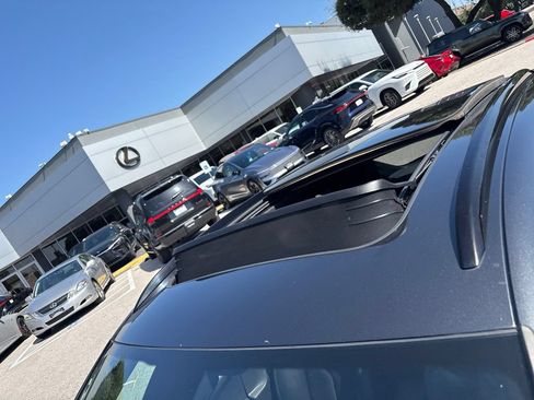 Used 2018 Porsche Macan S AWD/4WD image 10