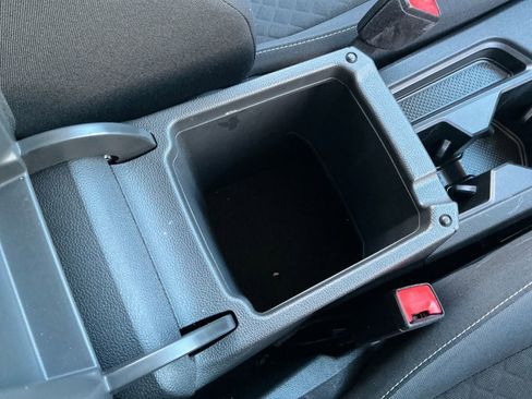 Used 2021 Volkswagen Tiguan S image 18