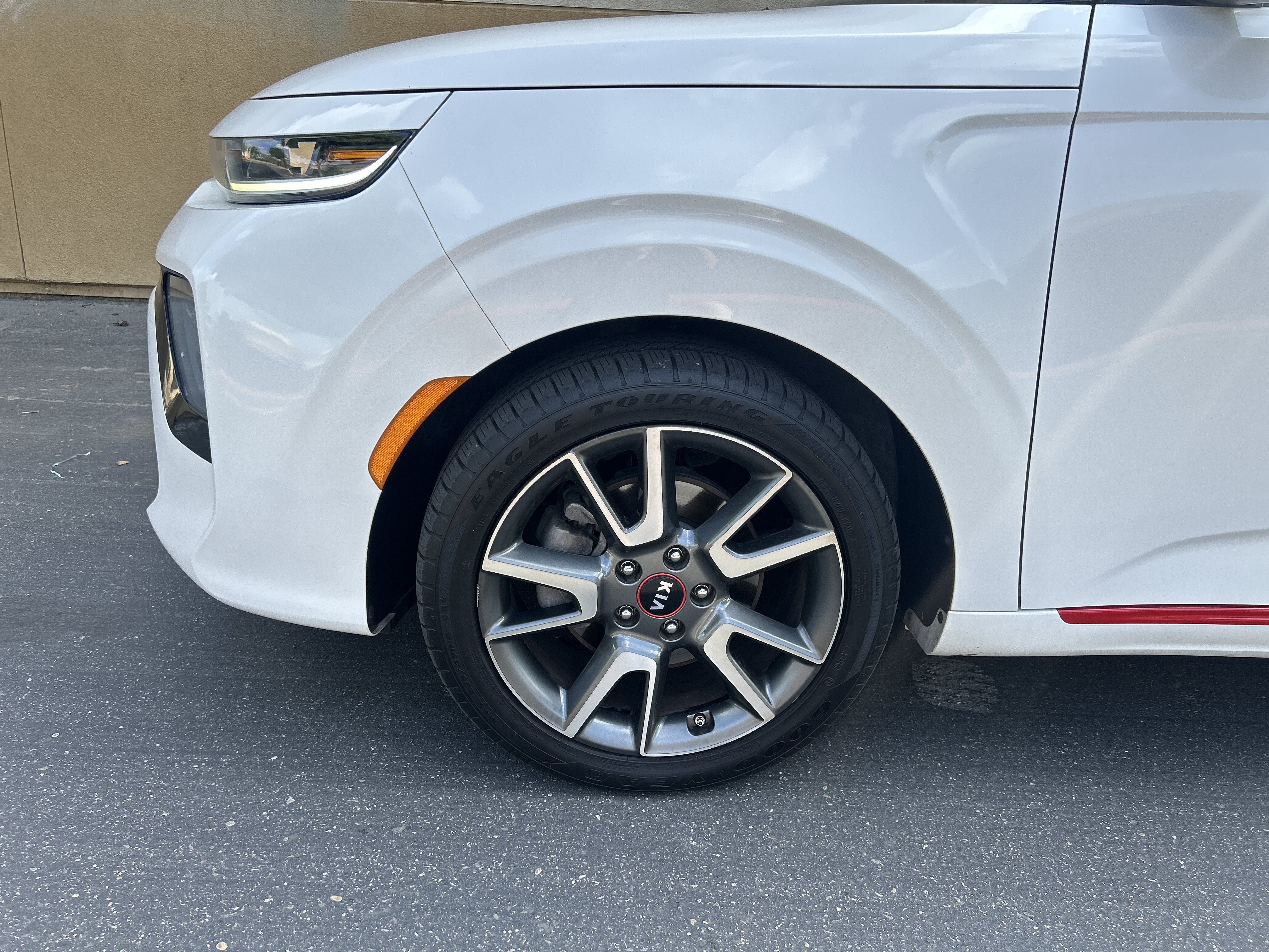 Used 2020 Kia Soul GT-Line Turbo FWD image 9