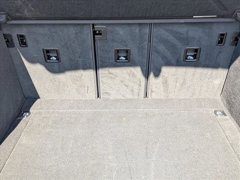 Used 2025 Porsche Macan Turbo image 23