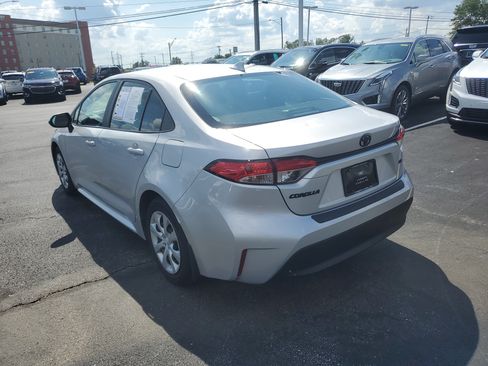Used 2024 Toyota Corolla LE FWD image 2