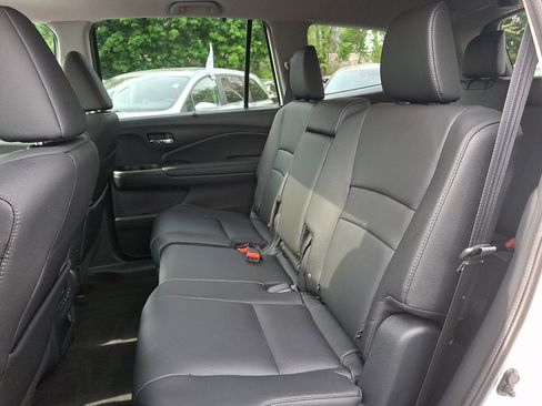 Certified 2022 Honda Pilot Special Edition image 9