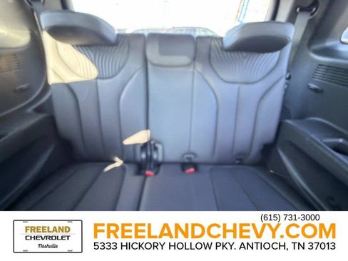 Used 2023 Hyundai Palisade Calligraphy image 18