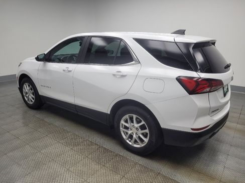 Used 2023 Chevrolet Equinox LT image 3