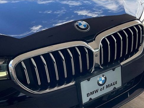 Used 2021 BMW 530e w/ M Sport Package image 29