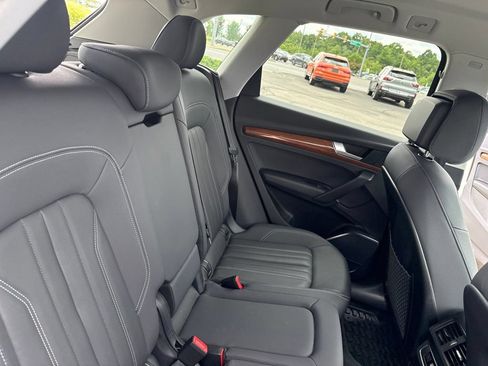 Used 2021 Audi Q5 2.0T Premium AWD/4WD image 32