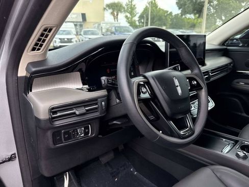 Used 2023 Lincoln Corsair FWD image 22