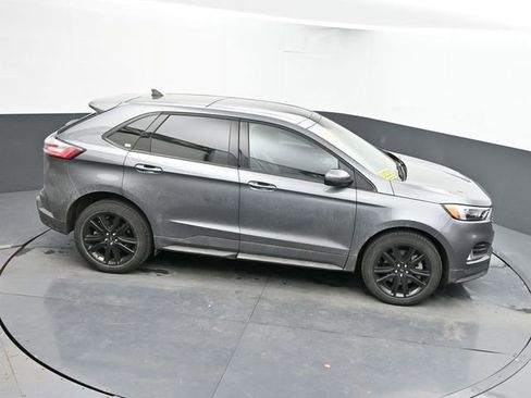 Used 2024 Ford Edge ST-Line w/ Class II Trailer Tow Package AWD/4WD image 14