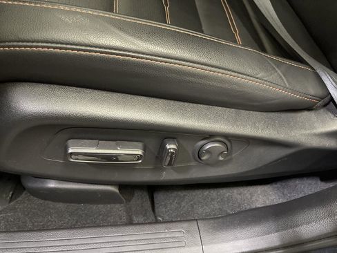 Used 2026 Honda CR-V Sport Touring image 12