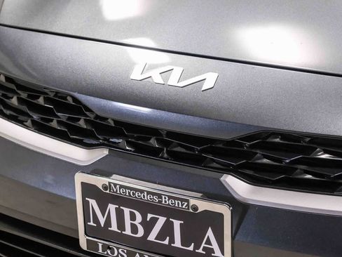 Used 2024 Kia Forte LXS w/ LXS Technology Package FWD image 13
