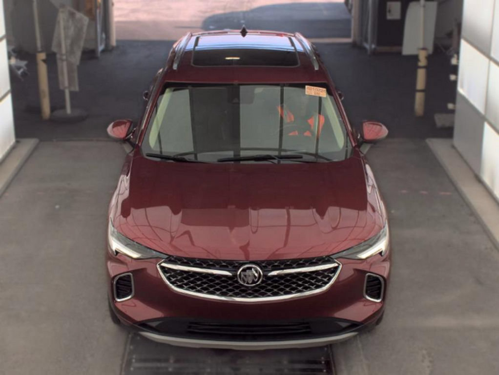 Used 2023 Buick Envision Avenir AWD/4WD image 2