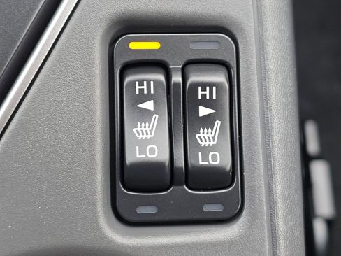 Certified 2025 Subaru Crosstrek 2.5i Premium image 12