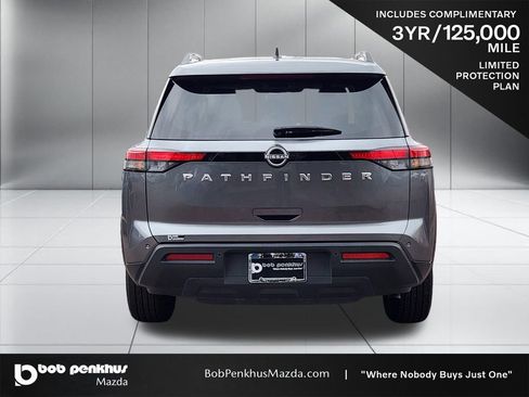 Used 2025 Nissan Pathfinder SV FWD image 26