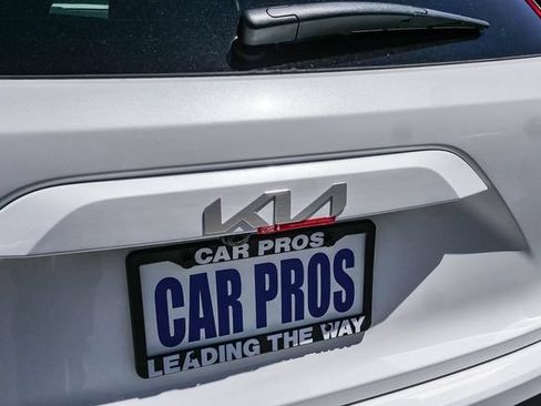 Certified 2025 Kia Niro EX FWD image 13